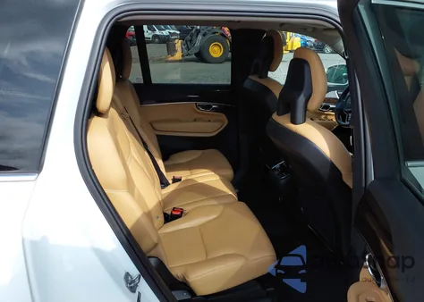 2016 Volvo Xc90 T6 Momentum из США, поврежденный, VIN YV4A22PK1G1088530